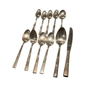Community Coronation serving spoon, 4 teaspoons, 1‎ butter knife, sugar spoon